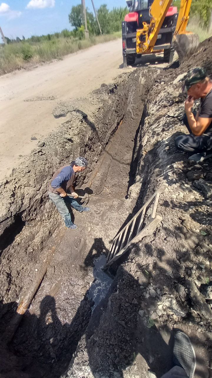 🔴 Порыв водопроводной трубы по улице Луговая в г.Молочанск Токмакского муниципального округа устранен..