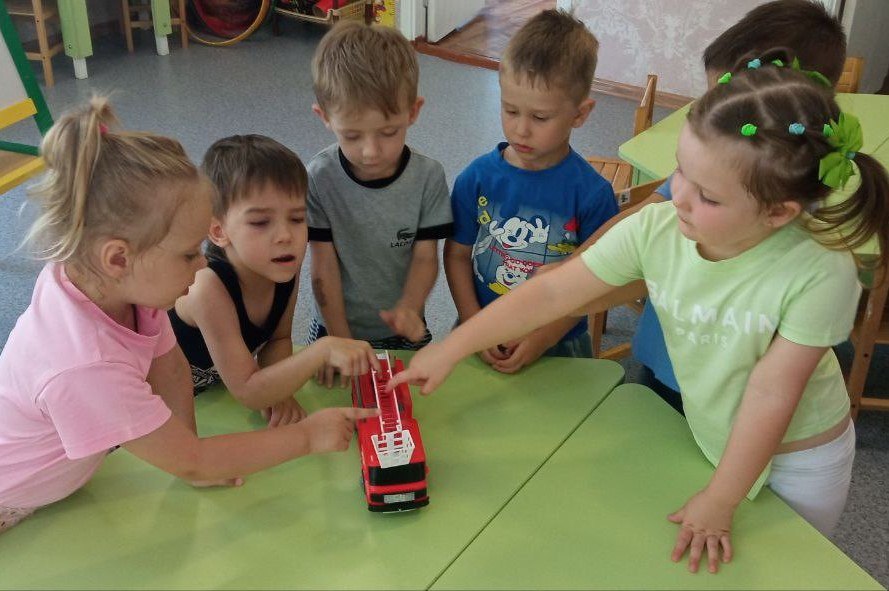 🔴 «С огнём не играйте! С огнём не шалите! Здоровье и жизни свои берегите!»..