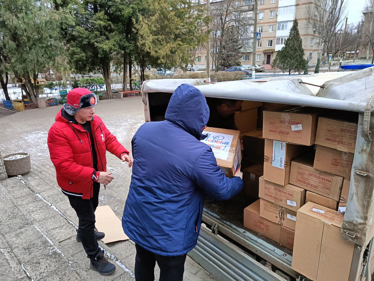 🔴 Пензенцы готовят Токмакский и Пологовский округа к празднованию Нового года.