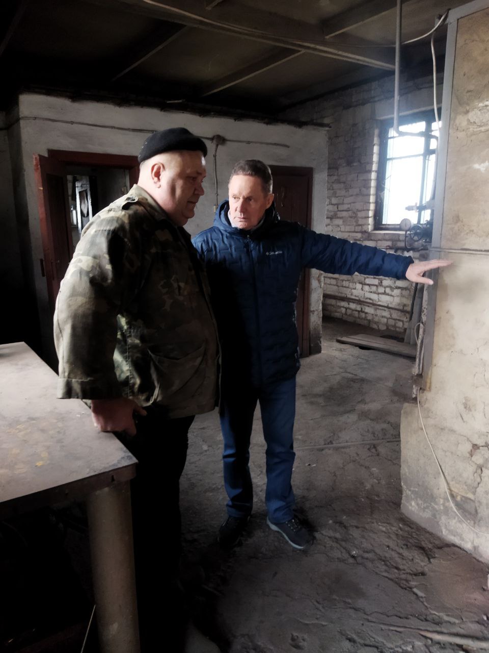 🔴 В предновогодние дни пензенская бригада проверяет теплопункты школ Токмакского и Пологовского МО.