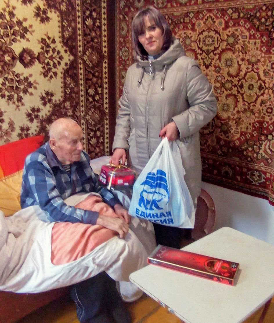 🔴 Ветерана Великой Отечественной войны поздравили с Днем рождения.
