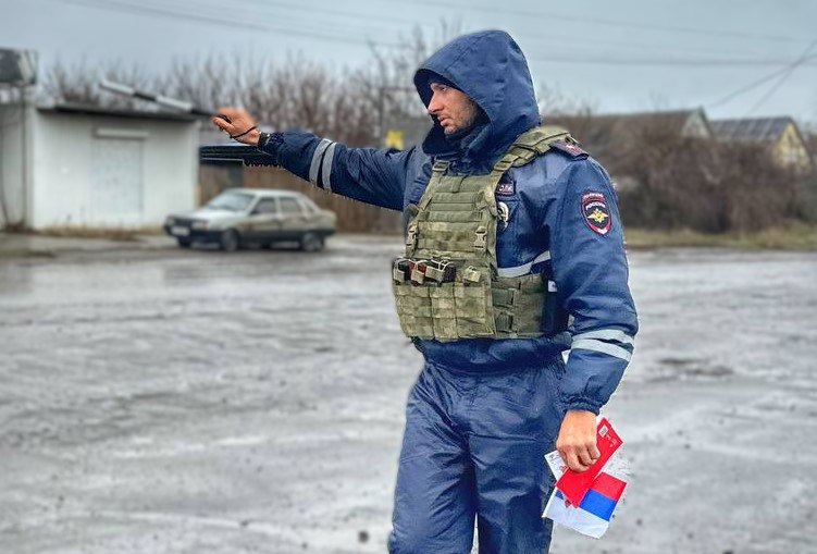 🔴 Сотрудники отдела Госавтоинспекции ОМВД России «Токмакский» провели профилактическую акцию «Ремень безопасности»..