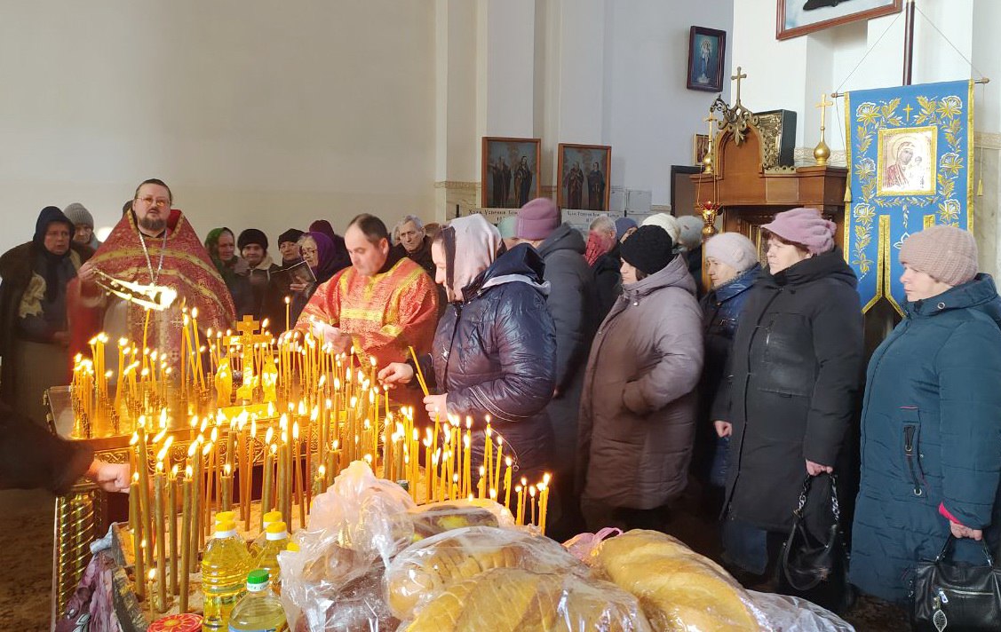 🔴 22 февраля  верующие вспоминают своих усопших и молятся за их души, а также готовятся к предстоящему посту..