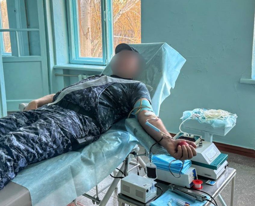 🔴 Добрая традиция. Сотрудники ОМВД России «Токмакский» в очередной раз сдали кровь..