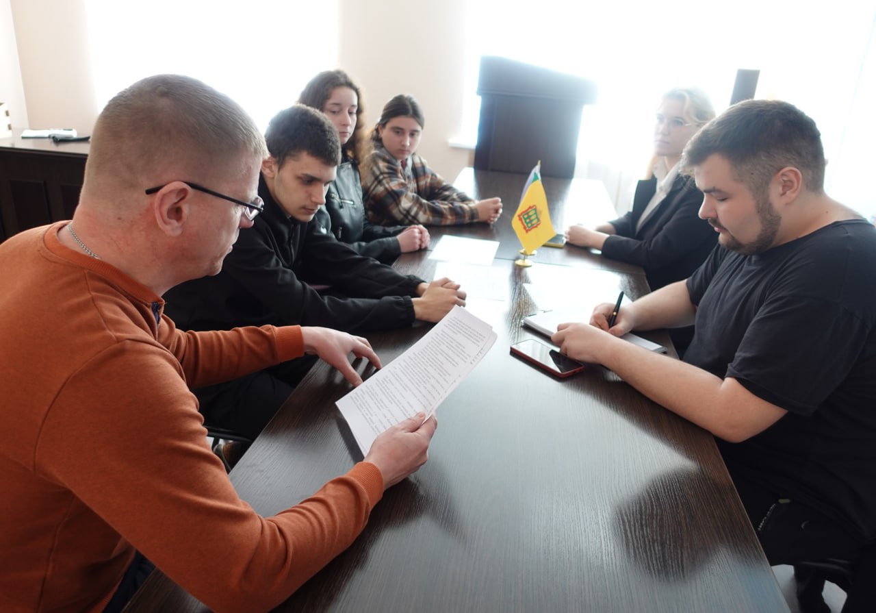🔴 В Токмаке  состоялось  заседание Молодёжного совета при Главе Токмакского муниципального округа .