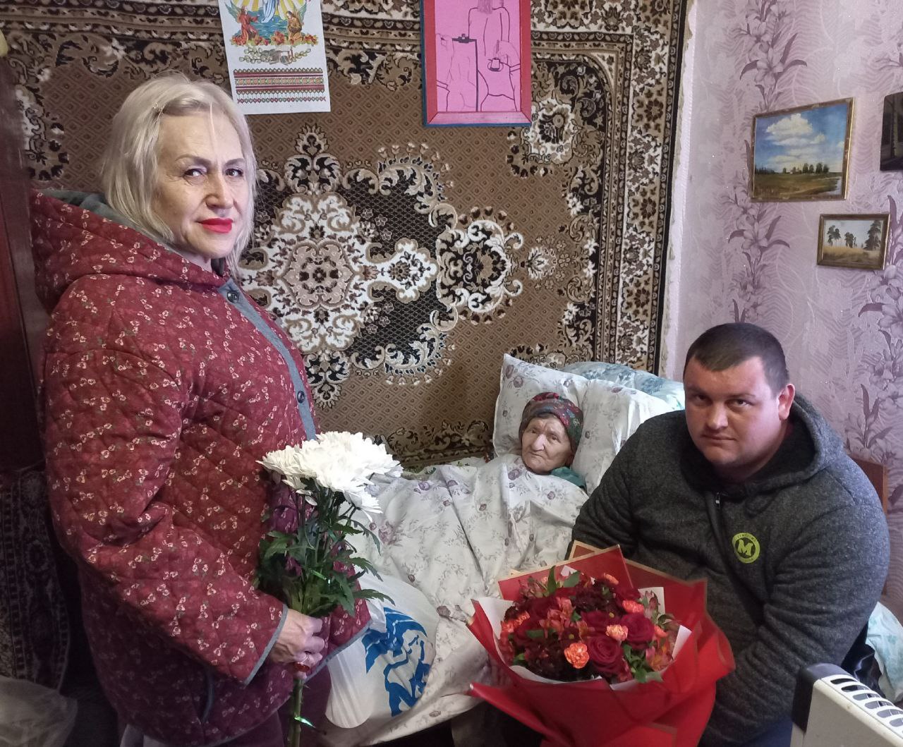 🔴 Долгожителя  с.Новопрокоповка поздравили с днем рождения.