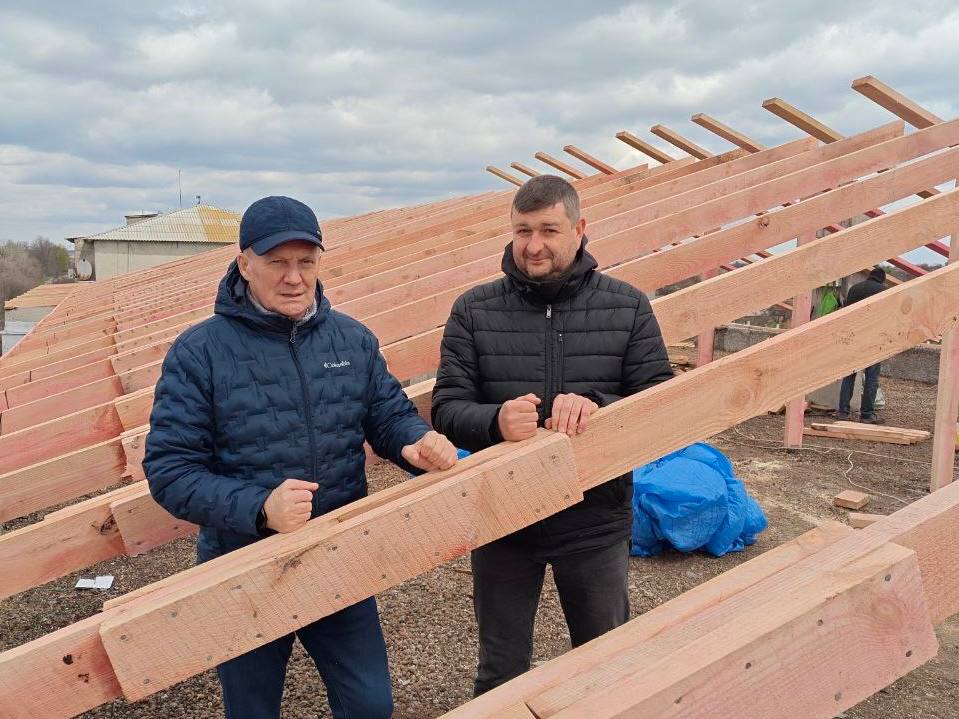 Вчера по графику работал в Пологах. Отмечу, что работы в городе проводятся в усиленном темпе..