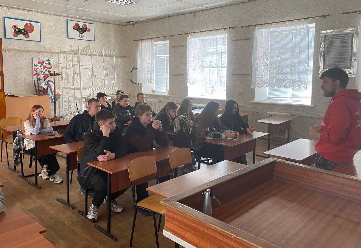 🔴 Пензенские активисты и волонтеры объединятся со студентами Токмака для совместной работы .