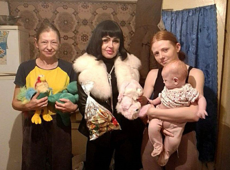 🔴 В Токмакском муниципальном округе празднование Старого Нового года стало особенным для многодетных семей, инвалидов детства и одиноких матерей.. 🔴 В Токмакском муниципальном округе празднование Старого Нового года стало особенным для многодетных семей, инвалидов детства и одиноких матерей..