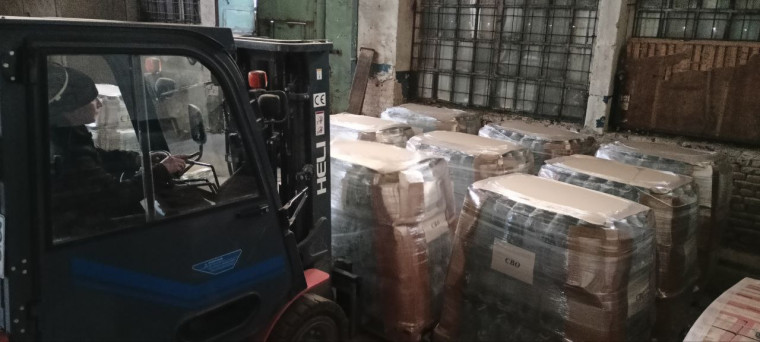 🔴 Бутилированную питьевую воду доставили пензенцы в Запорожскую область. 🔴 Бутилированную питьевую воду доставили пензенцы в Запорожскую область.