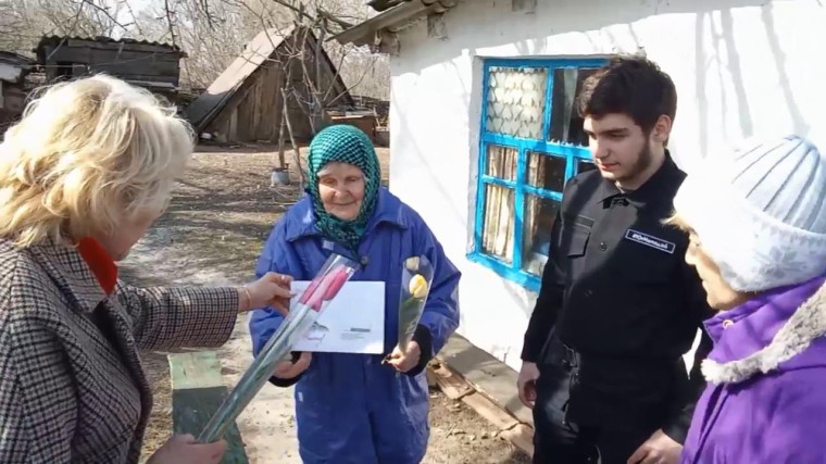 Токмачанка получила персональное поздравление с днем рождения от Президента России Владимира Путина.. Токмачанка получила персональное поздравление с днем рождения от Президента России Владимира Путина..