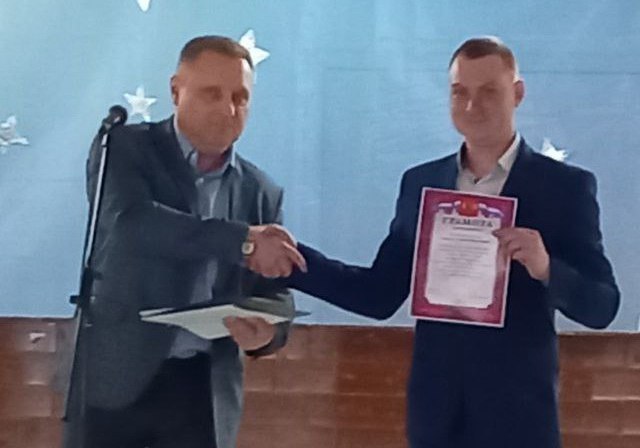 Накануне Дня работников культуры в Токмаке состоялся праздничный концерт.. Накануне Дня работников культуры в Токмаке состоялся праздничный концерт..