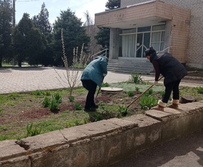 Токмак, Молочанск, сёла - Весенние субботники в самом разгаре. Токмак, Молочанск, сёла - Весенние субботники в самом разгаре.