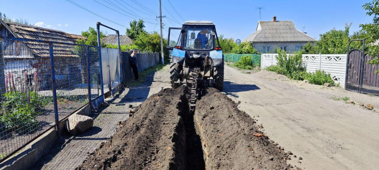 🔴 Бригада из Ингушетии начала капитальный ремонт водопровода протяженностью 575 м. на улице Низовая в Молочанске. 🔴 Бригада из Ингушетии начала капитальный ремонт водопровода протяженностью 575 м. на улице Низовая в Молочанске.